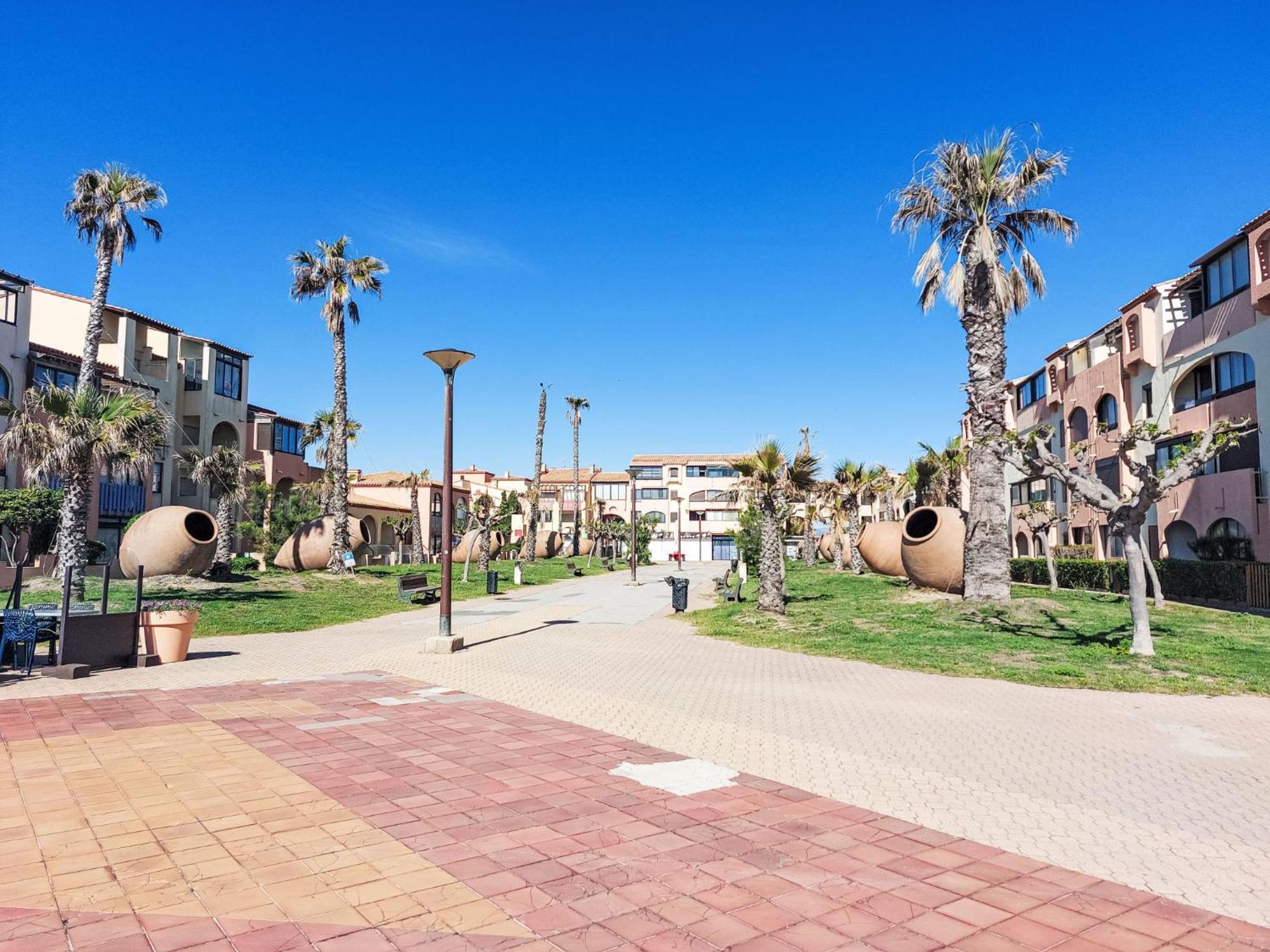 Apartment Palm Beach-2 By Interhome Le Barcarès Esterno foto